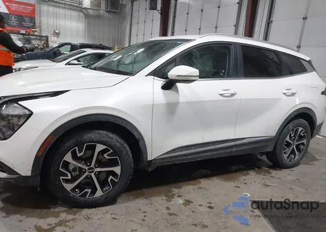 2023 Kia Sportage Hybrid Ex из США, поврежденный, VIN KNDPVCAG0P7082178